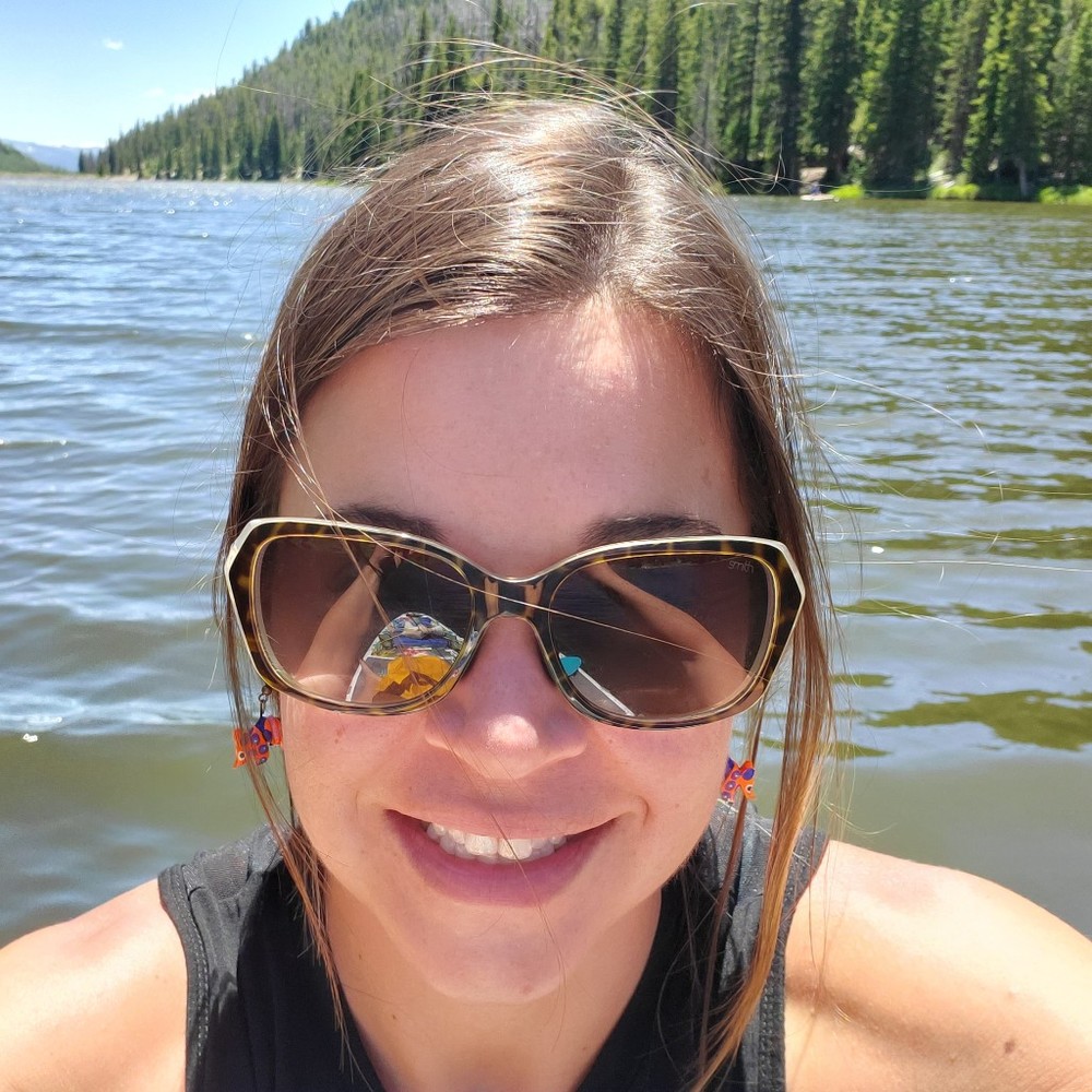 Meet your Posher, Posh